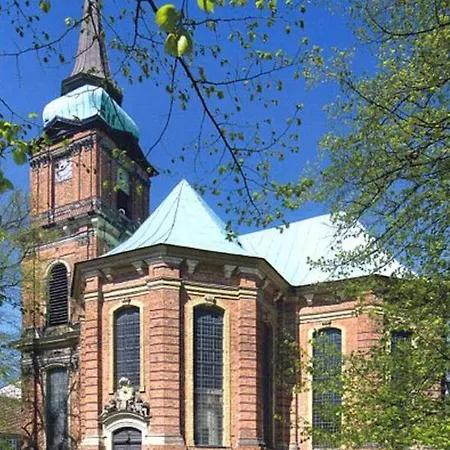 아파트 Direkt An Der Schelfkirche